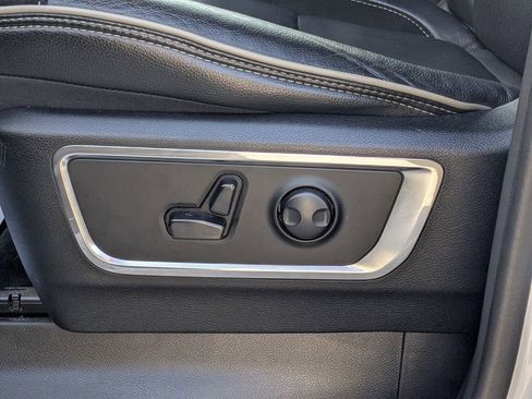 Certified 2024 RAM 1500 Laramie image 18