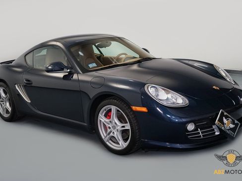 Used 2010 Porsche Cayman S image 2