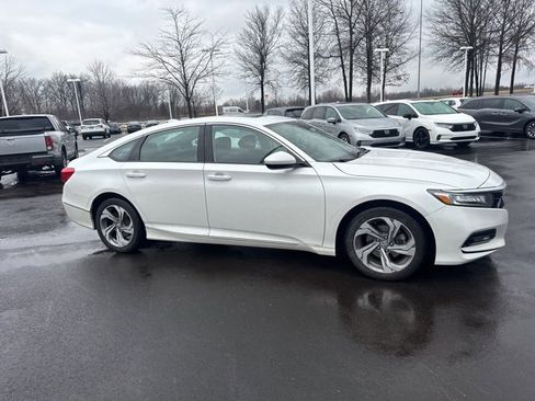 Certified 2018 Honda Accord EX image 6