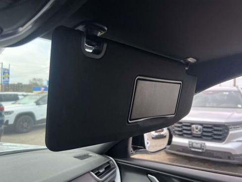 Used 2023 Jeep Grand Cherokee Altitude image 34