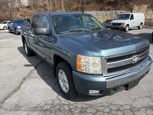Used 2008 Chevrolet Silverado 1500 LT w/ Safety Package image 4