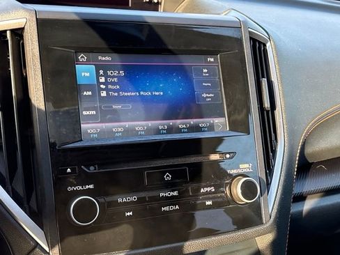 Used 2023 Subaru Crosstrek 2.0i Premium image 14