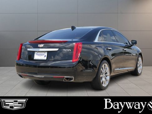 Used 2016 Cadillac XTS Luxury w/ Driver Awareness Package FWD image 6