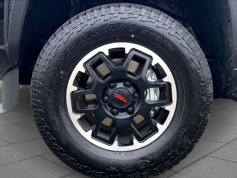 New 2025 Toyota Tacoma TRD Off-Road image 11