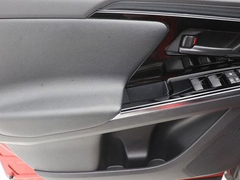 Used 2023 Subaru Solterra Touring image 16