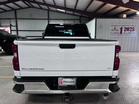 Used 2023 Chevrolet Silverado 2500 LT w/ Convenience Package image 4