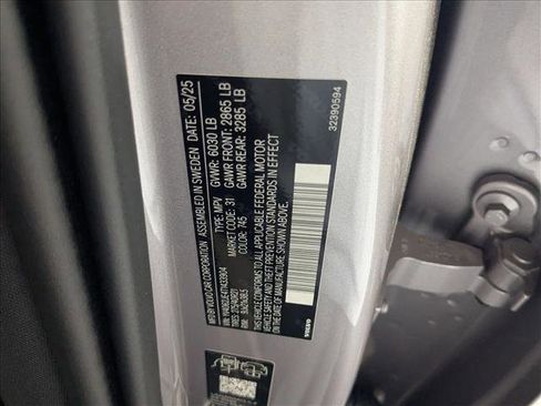 Certified 2026 Volvo XC90 B6 Plus w/ Protection Package AWD/4WD image 18