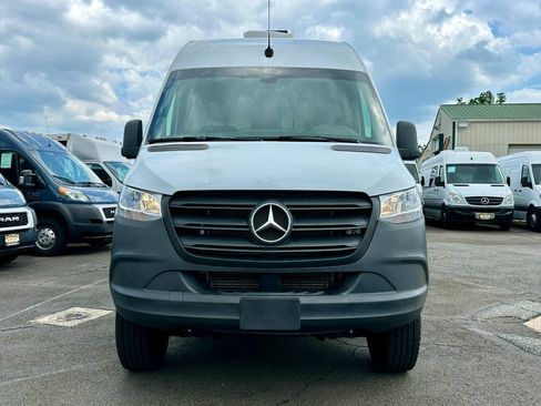 Used 2019 Mercedes-Benz Sprinter 4x4 170 image 8