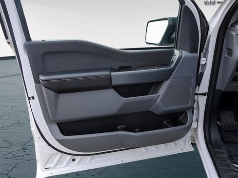 Used 2023 Ford F150 XLT image 27