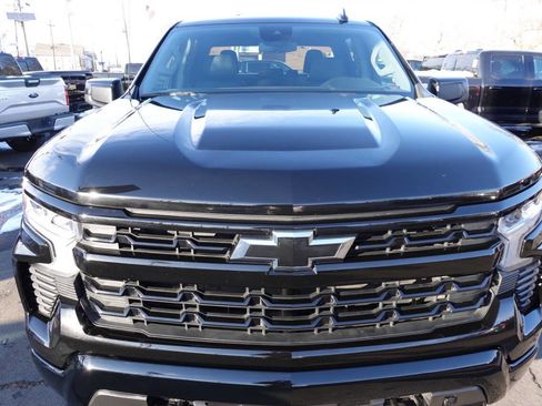 Used 2024 Chevrolet Silverado 1500 RST image 6
