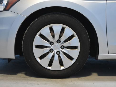 Used 2012 Honda Accord LX image 19