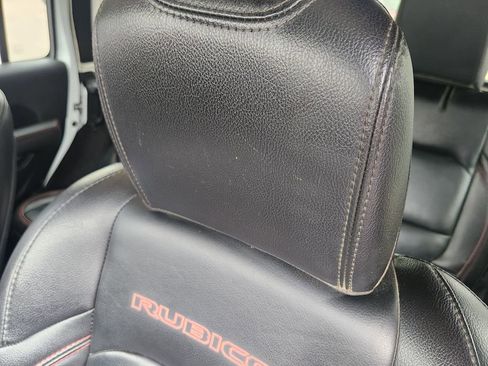 Used 2021 Jeep Wrangler Unlimited Rubicon AWD/4WD image 14