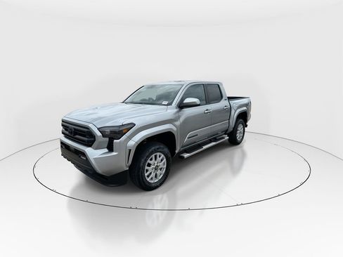 New 2025 Toyota Tacoma SR5 image 4