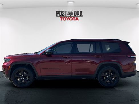 Used 2023 Jeep Grand Cherokee L Limited w/ Luxury Tech Group II image 4