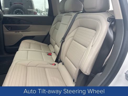 Used 2024 Lincoln Nautilus Reserve w/ Equipment Group 202A image 27