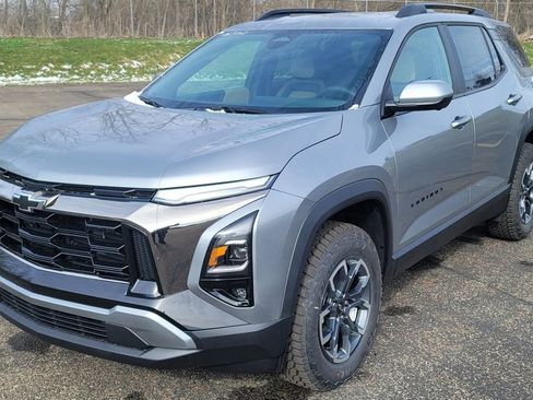 New 2026 Chevrolet Equinox ACTIV w/ Convenience Package III FWD image 3