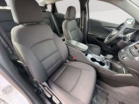 Certified 2023 Chevrolet Malibu LT image 28