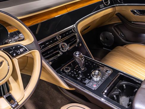 Used 2020 Bentley Flying Spur W12 w/ First Edition Specification image 9