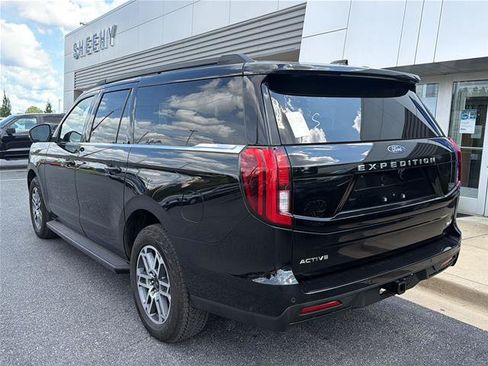 Certified 2025 Ford Expedition Max Active AWD/4WD image 4