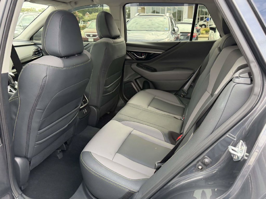 Certified 2024 Subaru Outback Onyx Edition AWD/4WD image 15