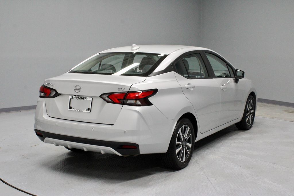Certified 2024 Nissan Versa SV FWD image 10