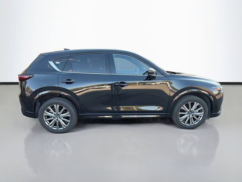 Used 2025 MAZDA CX-5 Signature image 2