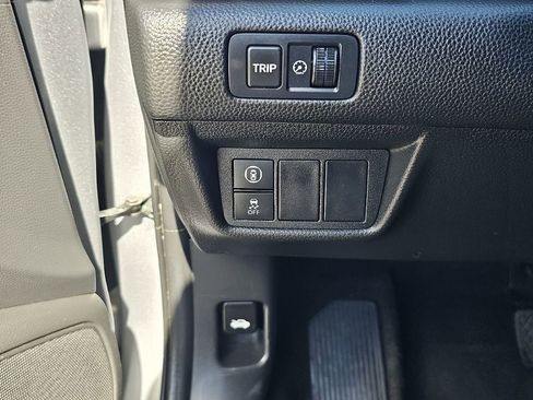 Used 2019 Honda Accord LX image 27