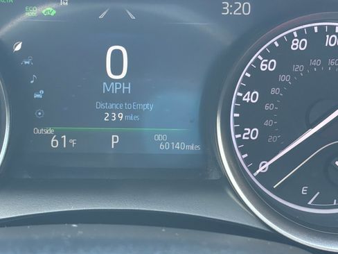 Used 2022 Toyota Camry XSE w/ Navigation Upgrade Package image 27