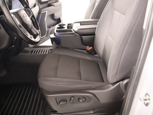 Used 2024 Chevrolet Silverado 1500 LT AWD/4WD image 11