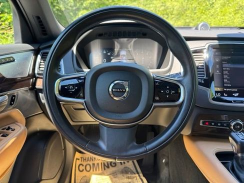 Used 2017 Volvo XC90 T6 Momentum w/ Vision Package AWD/4WD image 23