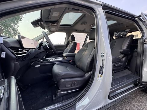 New 2026 Kia Carnival SX Prestige image 23