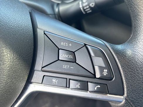 Used 2024 Nissan Sentra SV image 19