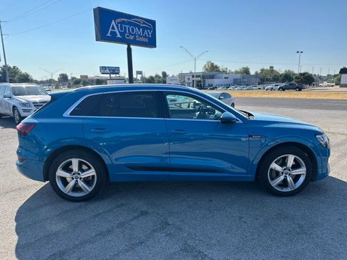 Used 2019 Audi e-tron Prestige AWD/4WD image 5