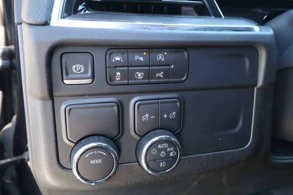 Used 2025 Chevrolet Tahoe Premier RWD image 25