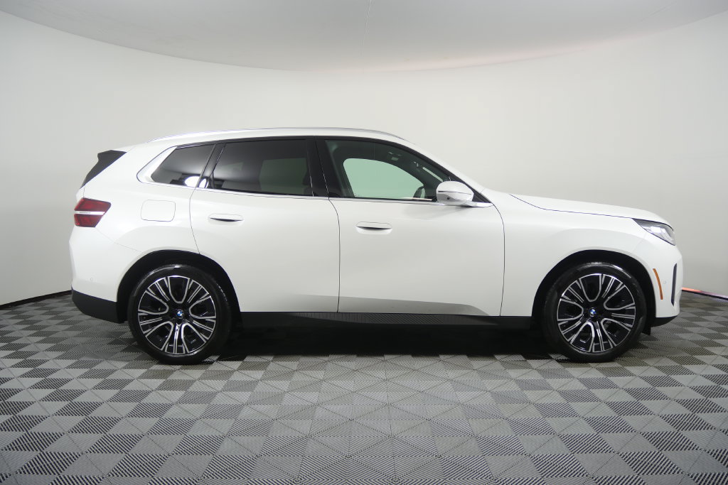 Certified 2026 BMW X3 xDrive30i AWD/4WD image 3