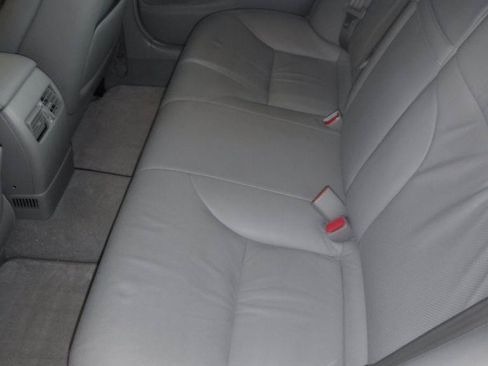Used 2005 Lexus ES 330 FWD image 32