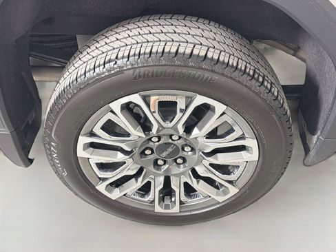 Used 2026 GMC Sierra 1500 Denali Ultimate AWD/4WD image 13