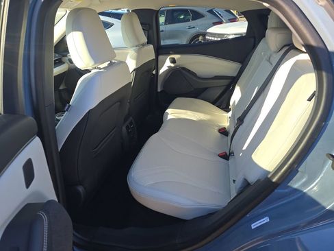 Used 2024 Ford Mustang Mach-E Premium image 12