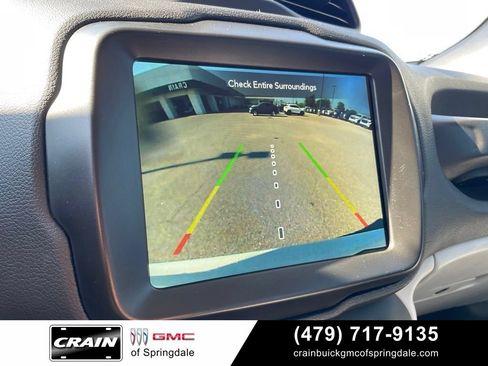 Used 2022 Jeep Renegade Limited AWD/4WD image 18