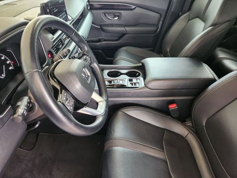 Certified 2024 Honda Pilot Touring image 12