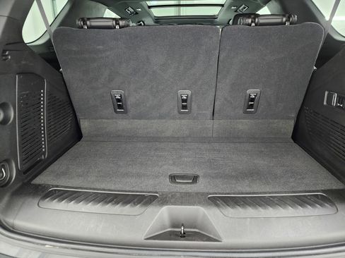 Used 2021 Chevrolet Tahoe LT image 34