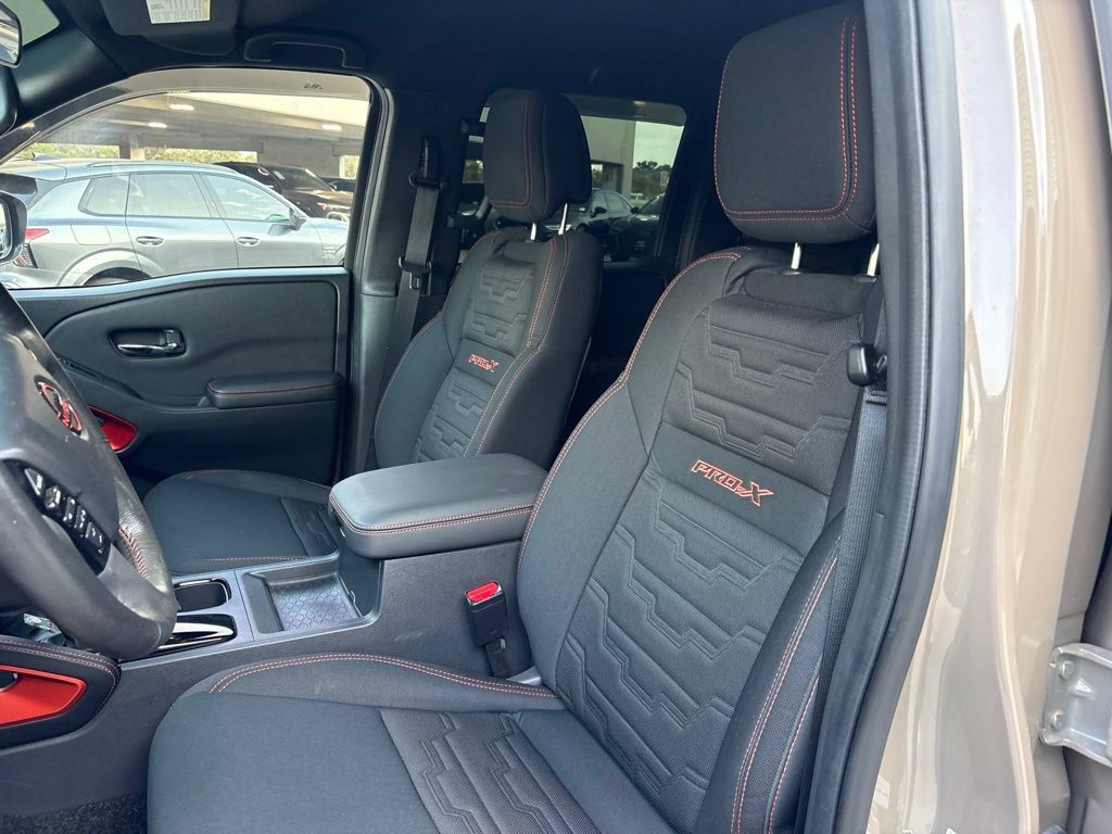 Used 2024 Nissan Frontier Pro-X w/ Technology Package RWD image 13