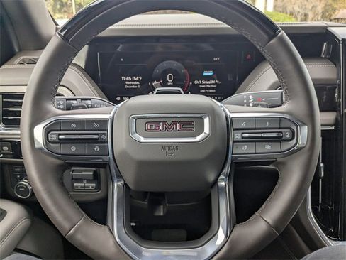 Used 2025 GMC Yukon Elevation w/ Elevation Premium Package image 32