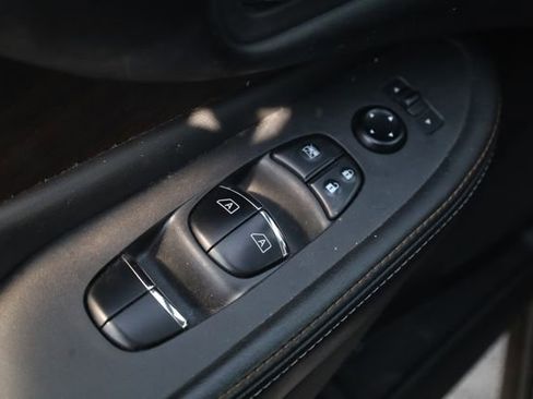 Used 2021 Nissan Murano Platinum w/ Cargo Package image 13