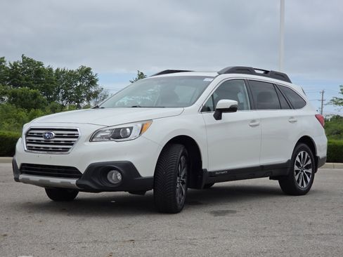 Used 2016 Subaru Outback 2.5i Limited AWD/4WD image 13