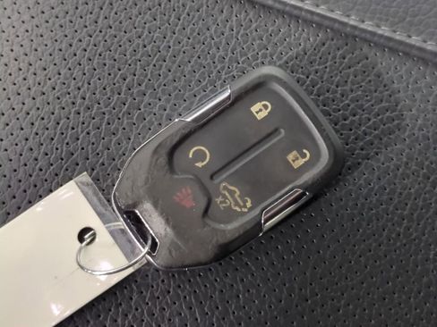 Used 2023 GMC Sierra 2500 Denali w/ Denali Ultimate Package image 42