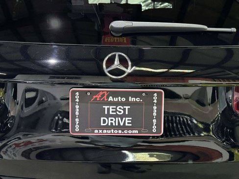 Used 2021 Mercedes-Benz GLB 250 image 18