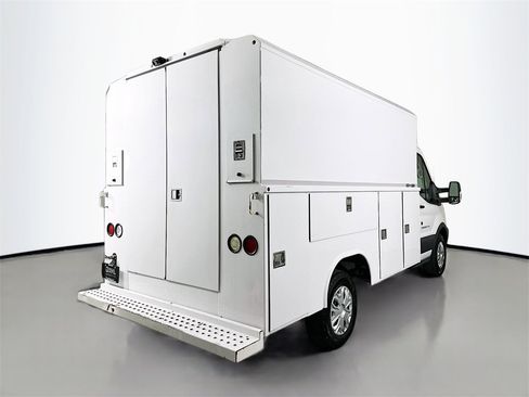 Used 2017 Ford Transit 350 138 w/ Interior Upgrade Package image 7