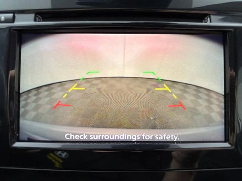 Used 2022 Nissan Rogue Sport S image 16