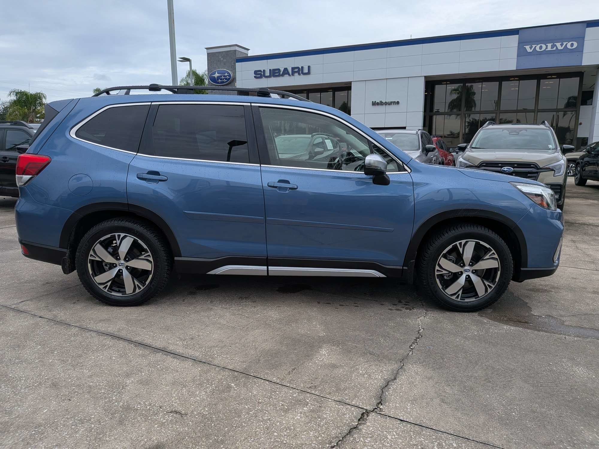 Used 2021 Subaru Forester Touring AWD/4WD image 3